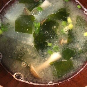 大根ねぎわかめのお味噌汁